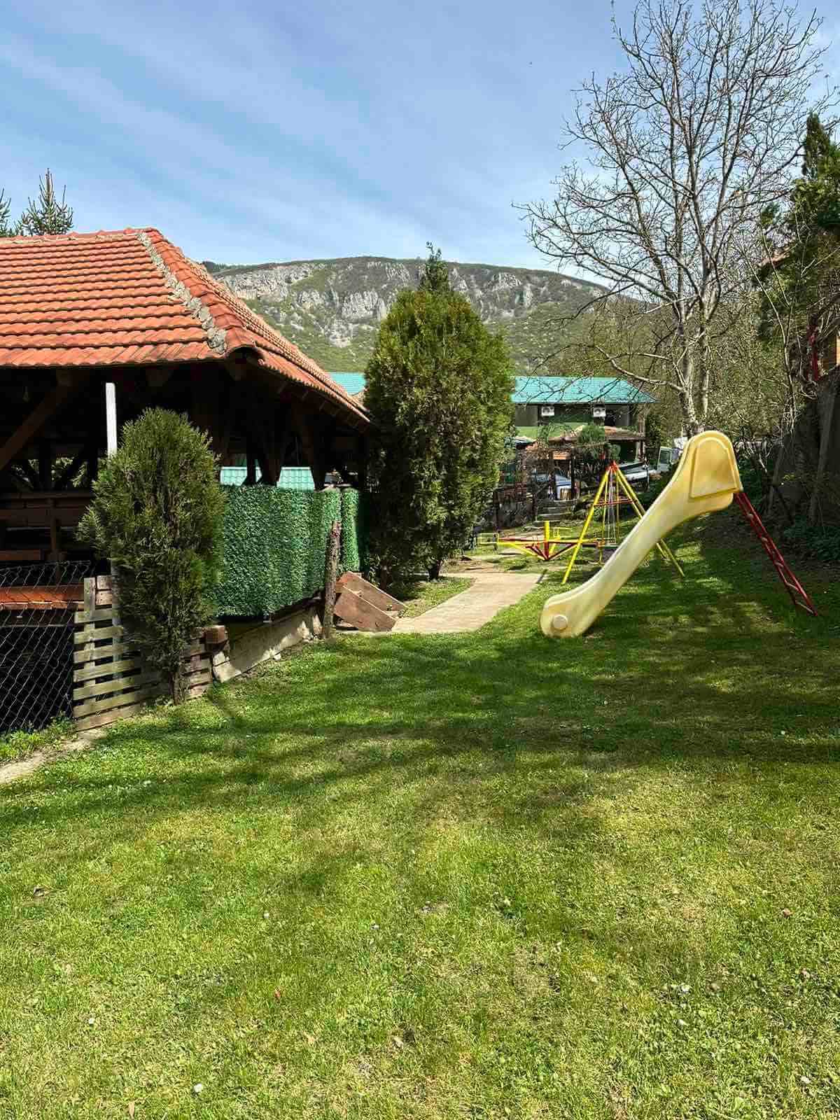 Restoran "Žubor Vrela" Lisine