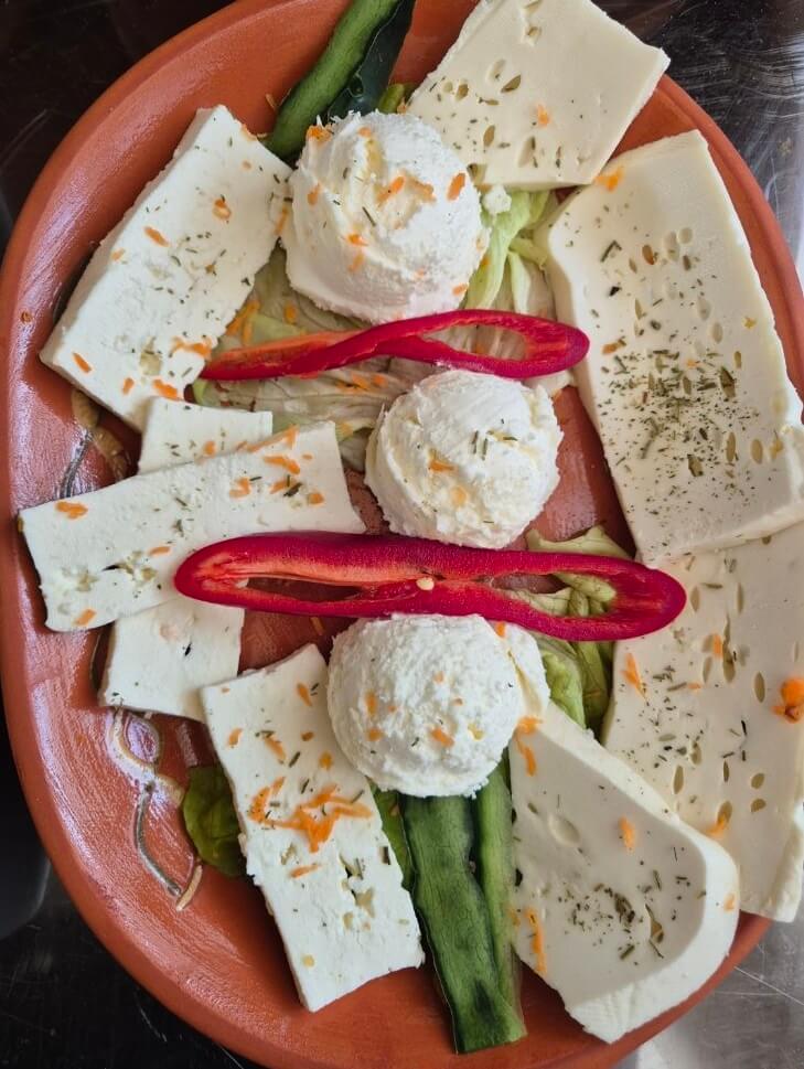 Restoran "Žubor Vrela" Lisine